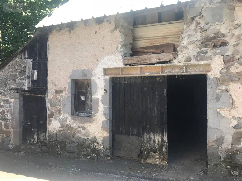 Bien agricole a vendre Anglards-de-Salers 15380 Cantal 15 21200 euros 15060/872 001