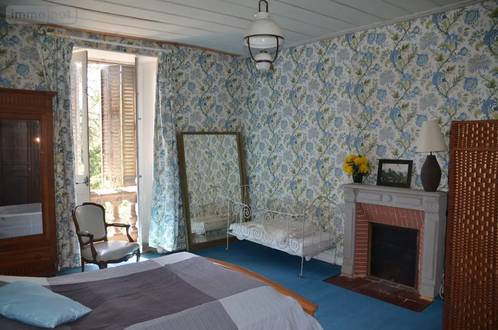Maison a vendre Vèze 15160 Cantal 15 326 m2 249000 euros FG/2574 018