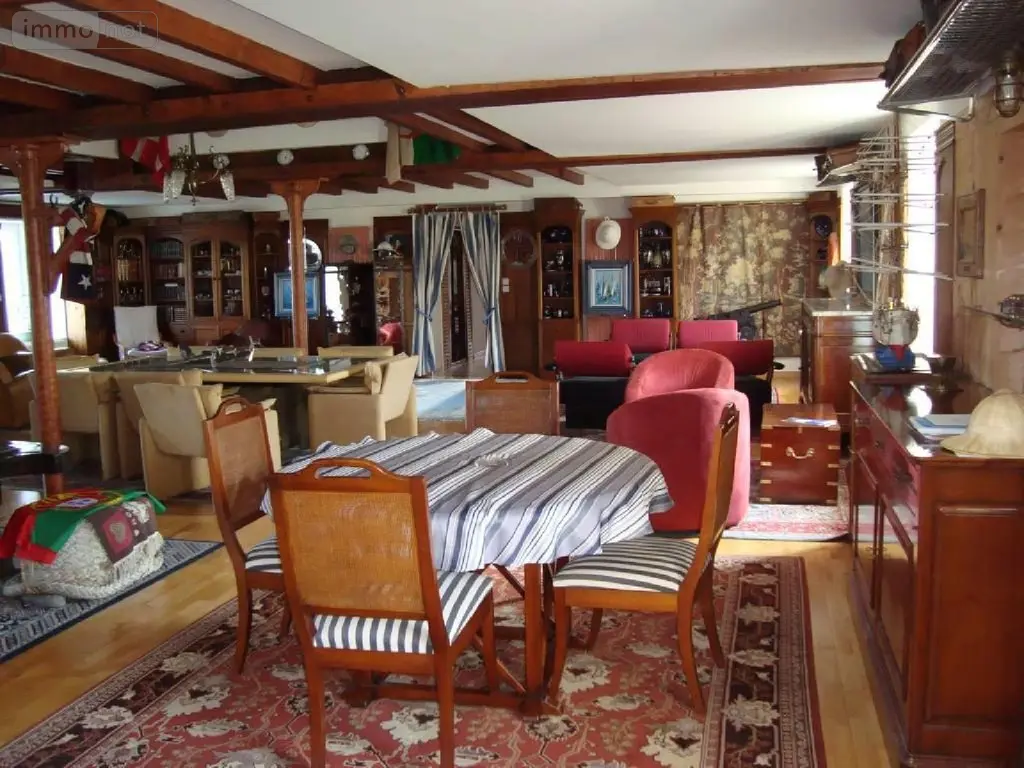 Immeuble de rapport a vendre Le Sourn 56300 Morbihan 56 1137 m2 18 pièces 314400 euros 06 005