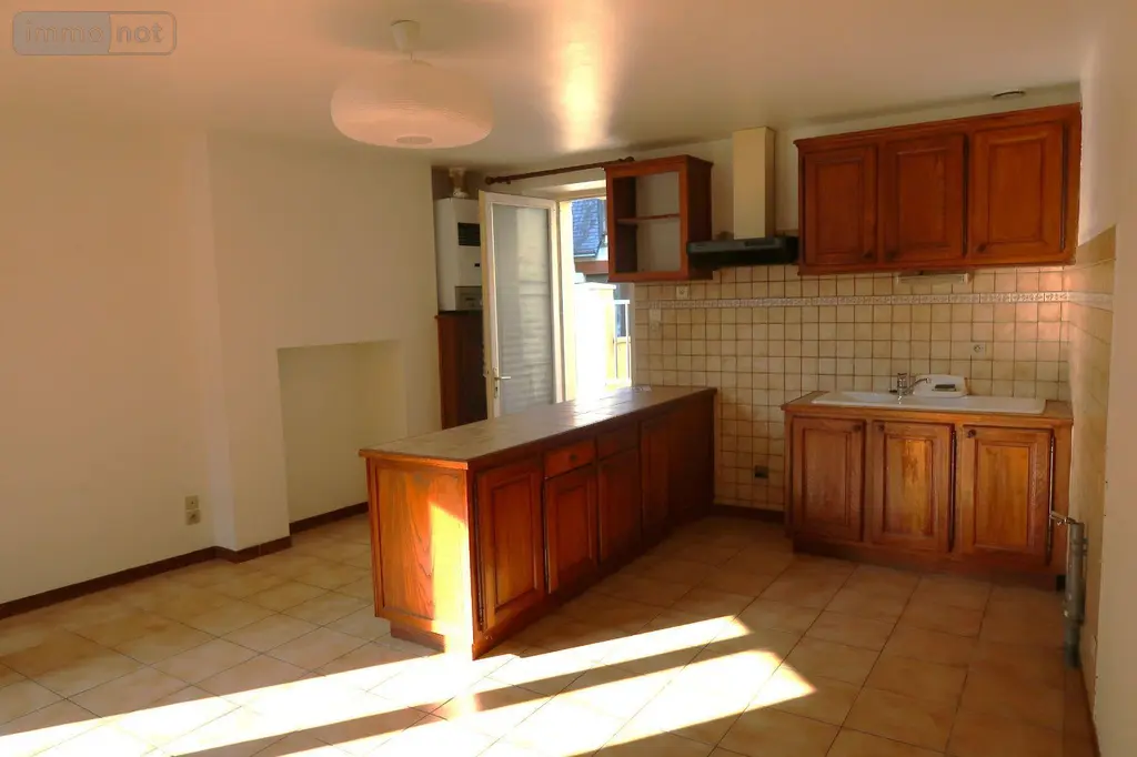 Location maison Châtellerault 86100 Vienne 86 39 m2 2 pièces 425 euros 86024-MA01099 002
