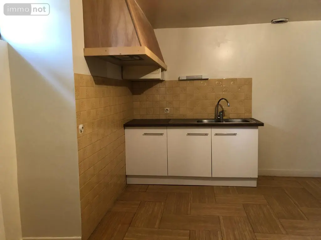 Immeuble de rapport a vendre Lacapelle-Marival 46120 Lot 46 75 m2 3 pièces 49000 euros 46030/IMMR/231 005