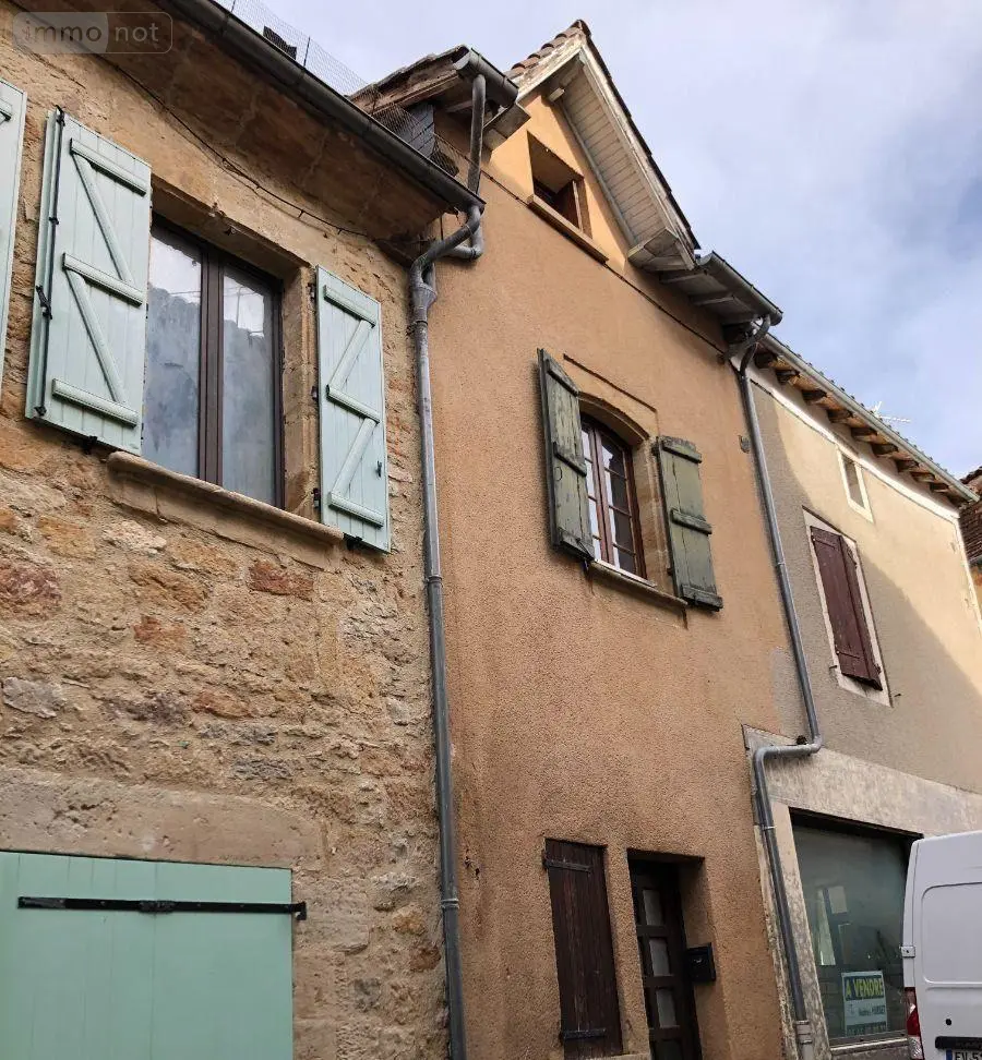 Immeuble de rapport a vendre Lacapelle-Marival 46120 Lot 46 75 m2 3 pièces 49000 euros 46030/IMMR/231 014