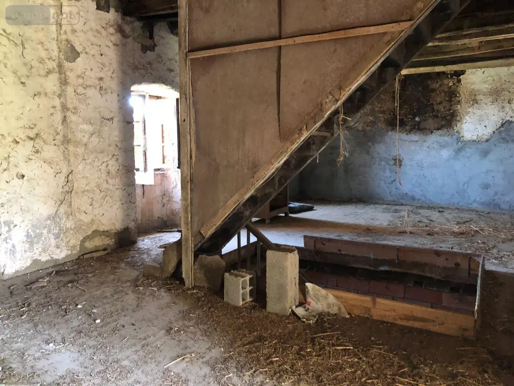 Maison a vendre Assier 46320 Lot 46 215 m2 95400 euros 46030/MAIS/238 032