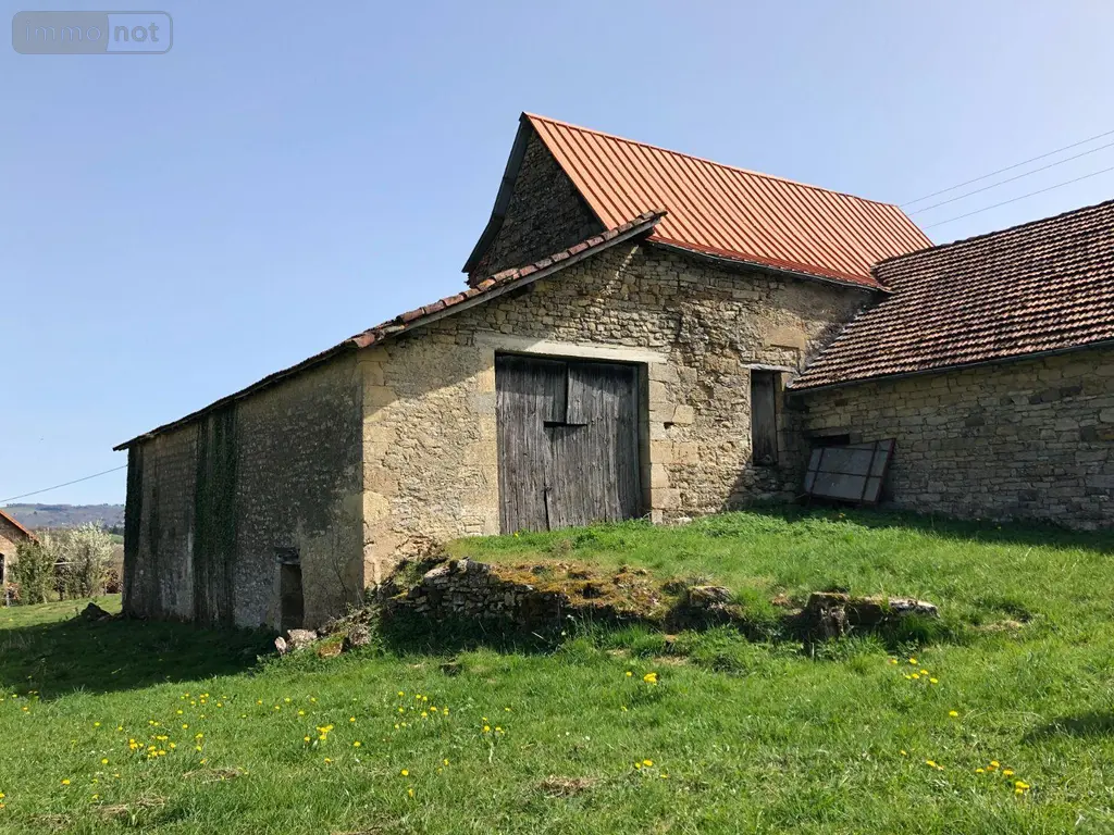 Maison a vendre Assier 46320 Lot 46 215 m2 95400 euros 46030/MAIS/238 024