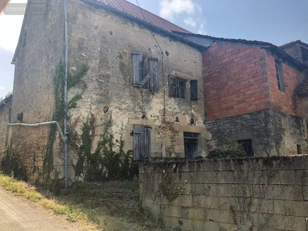 Maison a vendre Assier 46320 Lot 46 215 m2 95400 euros 46030/MAIS/238 043