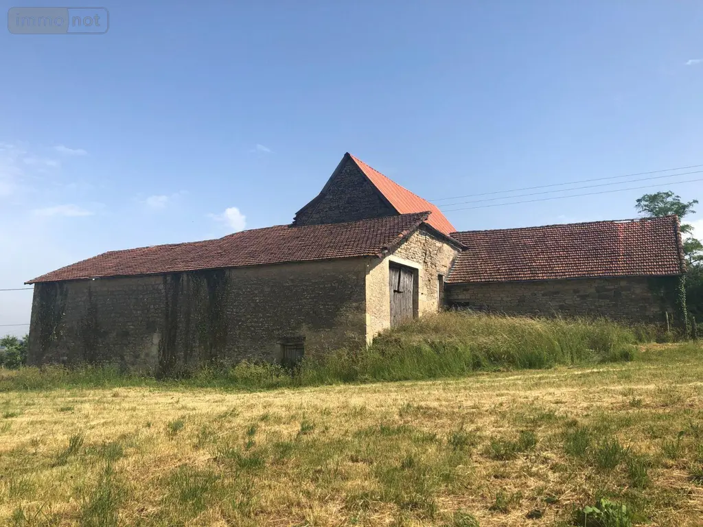 Maison a vendre Assier 46320 Lot 46 215 m2 95400 euros 46030/MAIS/238 002