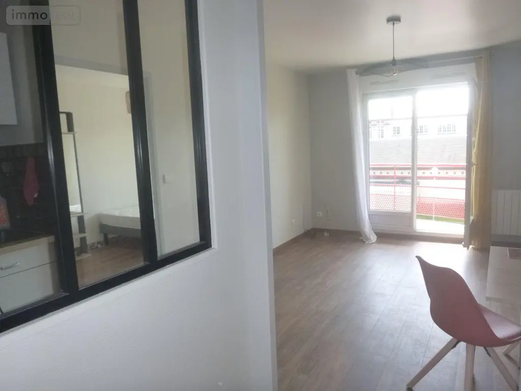 Location appartement Yvetot 76190 Seine-Maritime 76 37 m2 3 pièces 651 euros 76106/551 006