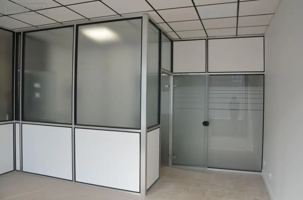 Location fonds et murs commerciaux Armentières 59280 Nord 59 23 m2 1 pièce 508 euros CLOC91 003