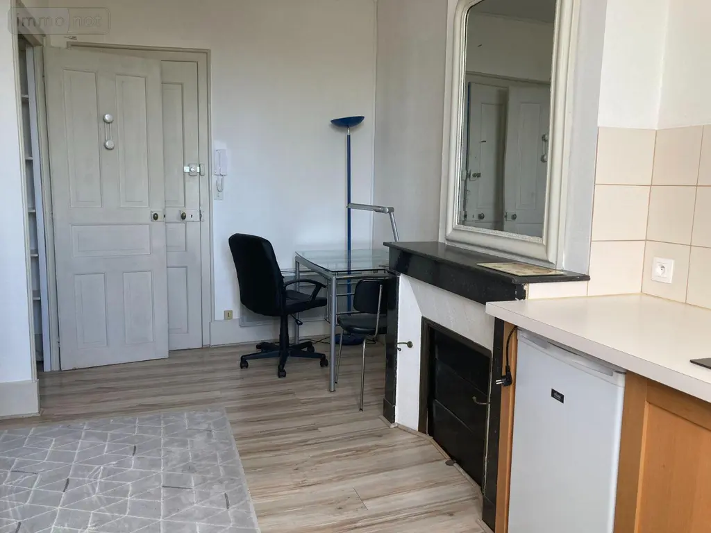 Location appartement Troyes 10000 Aube 10 20 m2 1 pièce 360 euros 011 003