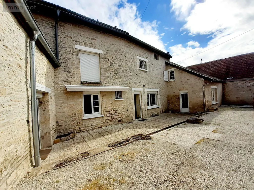 Maison a vendre Gyé-sur-Seine 10250 Aube 10 187 m2 6 pièces 0 euros 10063/1135 012