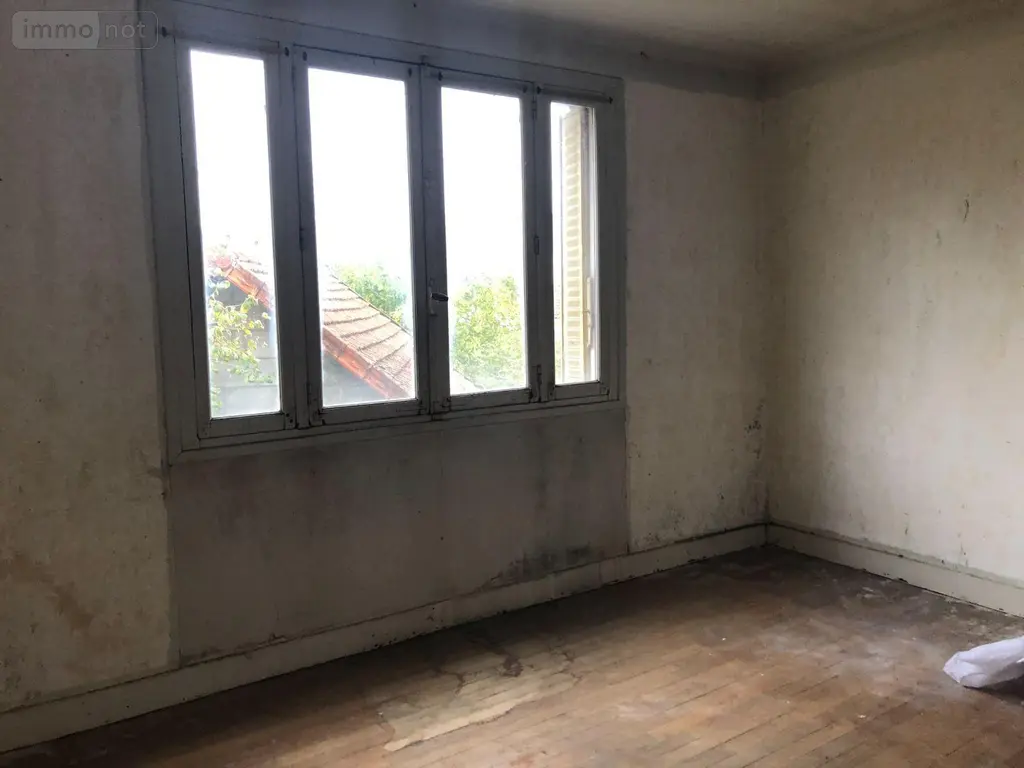 Immeuble de rapport a vendre Lacapelle-Marival 46120 Lot 46 700 m2 166800 euros 46030/IMMR/291 010