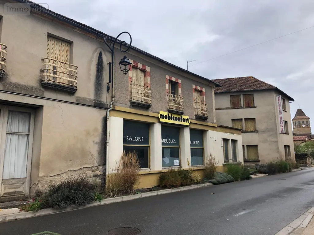 Immeuble de rapport a vendre Lacapelle-Marival 46120 Lot 46 700 m2 166800 euros 46030/IMMR/291 001
