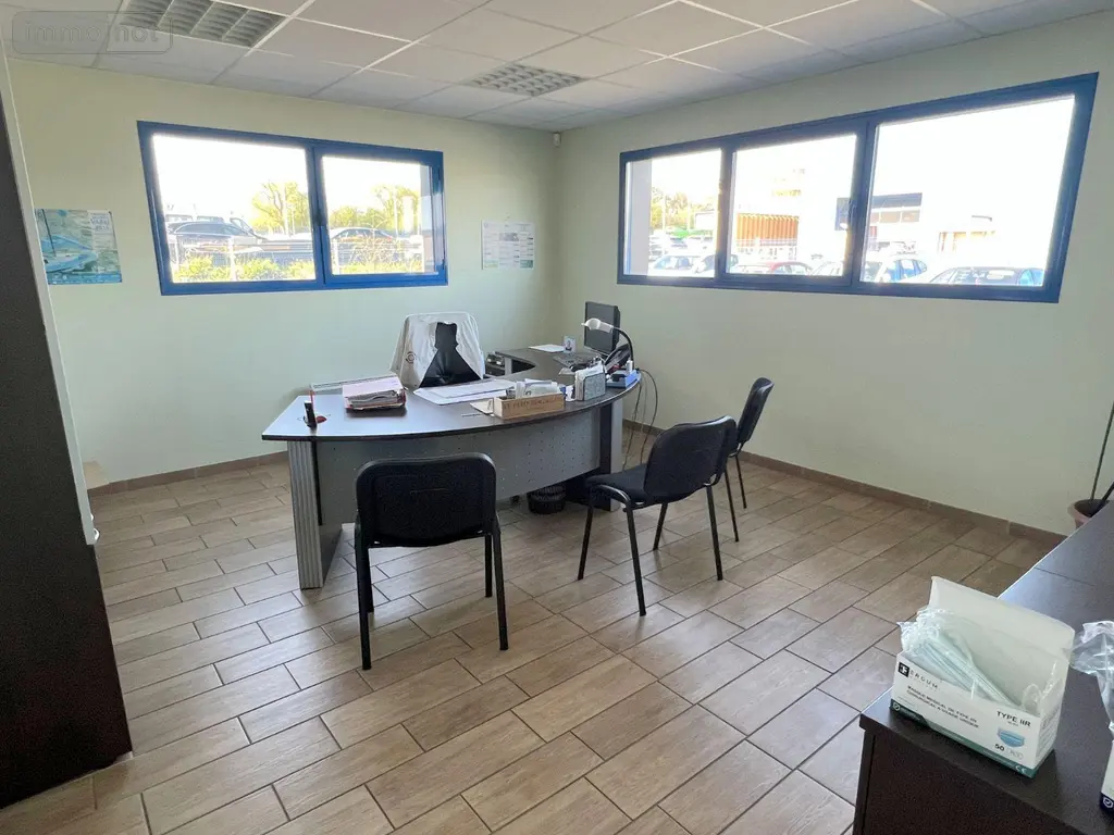 Fonds et murs commerciaux a vendre Le Molay-Littry 14330 Calvados 14 554 m2 8 pièces 519400 euros 14005/FMCO/156 004