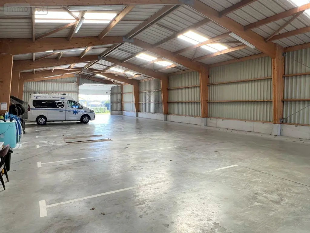 Fonds et murs commerciaux a vendre Le Molay-Littry 14330 Calvados 14 554 m2 8 pièces 519400 euros 14005/FMCO/156 010