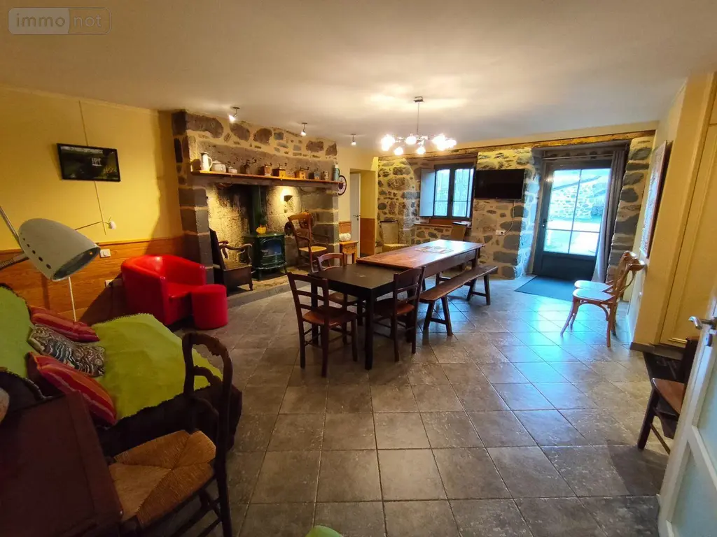 Maison a vendre Neussargues-Moissac 15170 Cantal 15 546 m2 16 pièces 816700 euros 13352/307 006