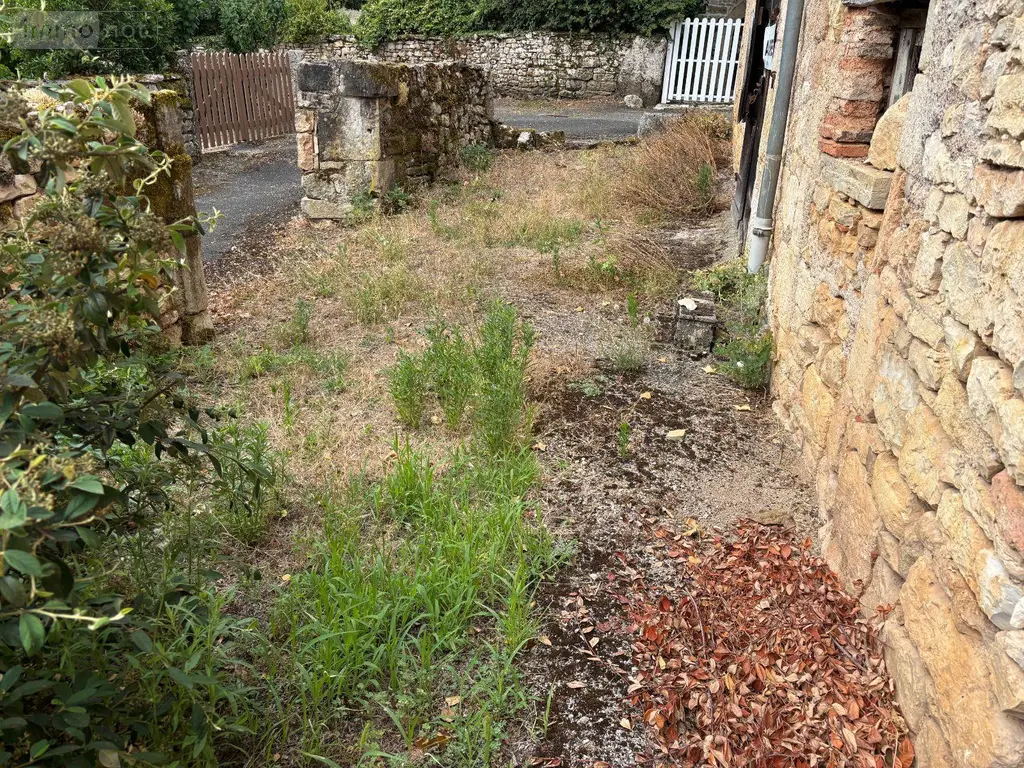 Bien agricole a vendre Thémines 46120 Lot 46 18000 euros 46030/BAGR/339 005
