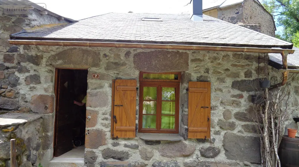 Maison a vendre Laveissenet 15300 Cantal 15 98 m2 3 pièces 190000 euros ES/1918 037