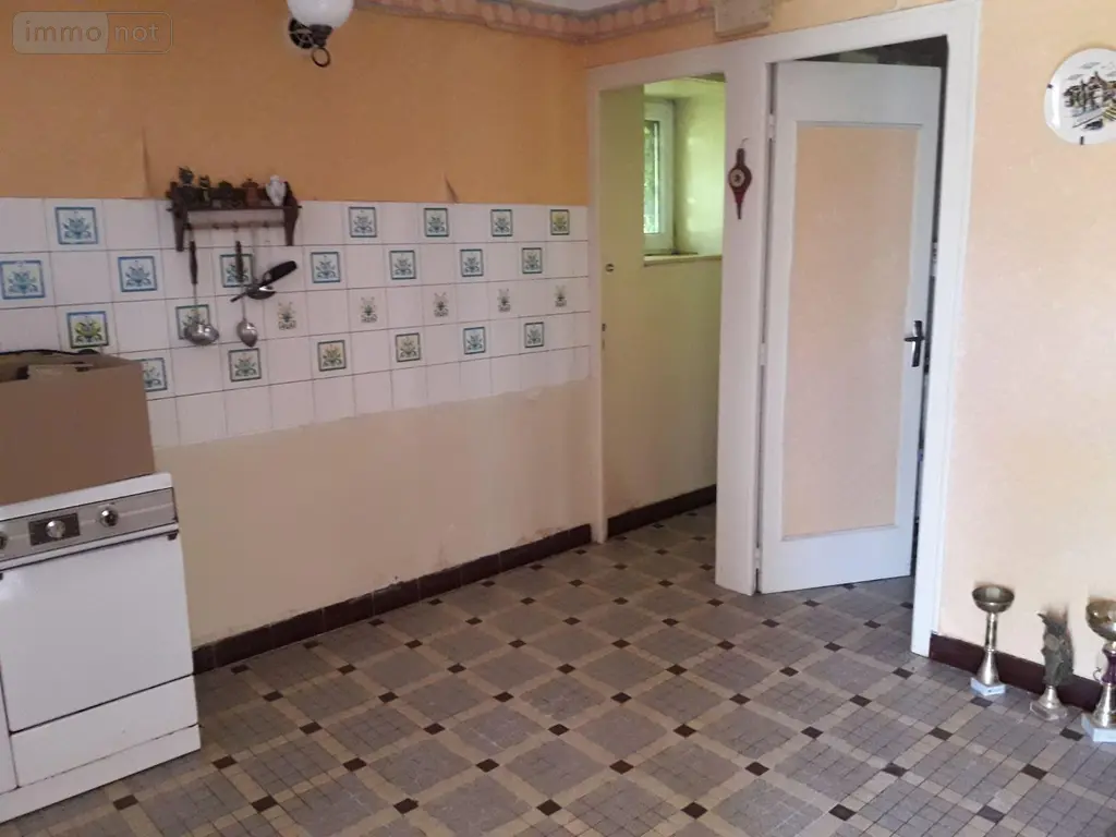 Maison a vendre Locarn 22340 Côtes-d'Armor 22 129 m2 7 pièces 74900 euros 0001156 002