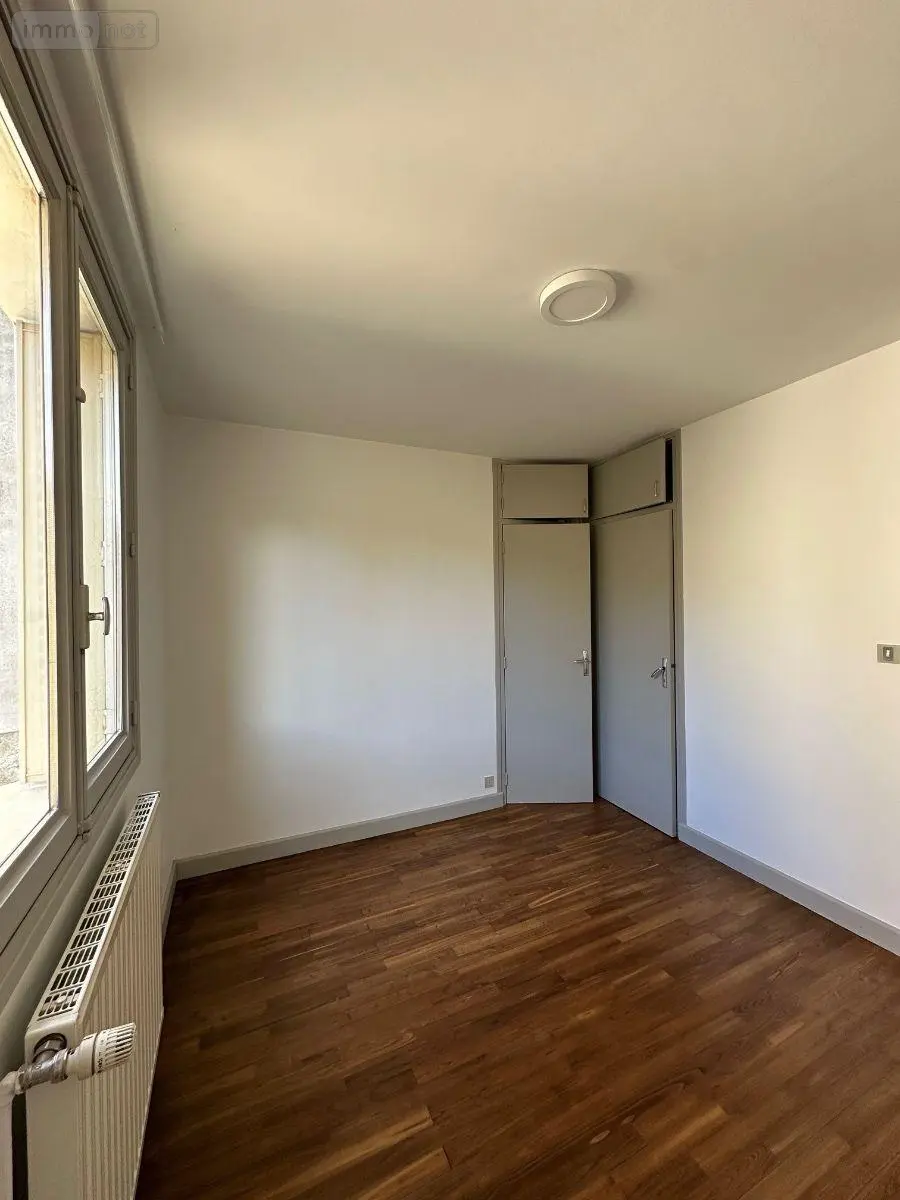 Location appartement Ussel 19200 Corrèze 19 70 m2 580 euros UL 116 004