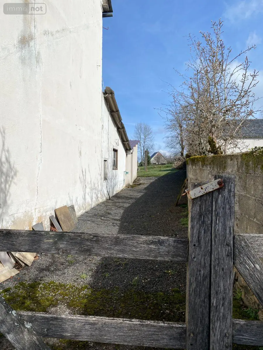 Maison a vendre Anglards-de-Salers 15380 Cantal 15 295 m2 106000 euros 15060/1061 016