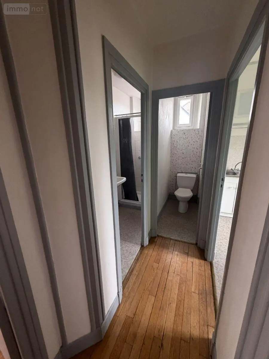 Immeuble de rapport a vendre Mauriac 15200 Cantal 15 169600 euros 15060/1063 014