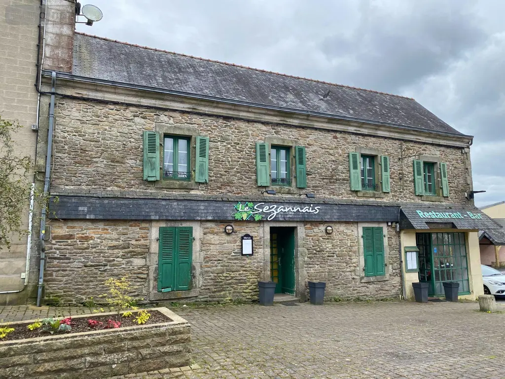 Immeuble de rapport a vendre Coray 29370 Finistère 29 350 m2 106000 euros 2332 002