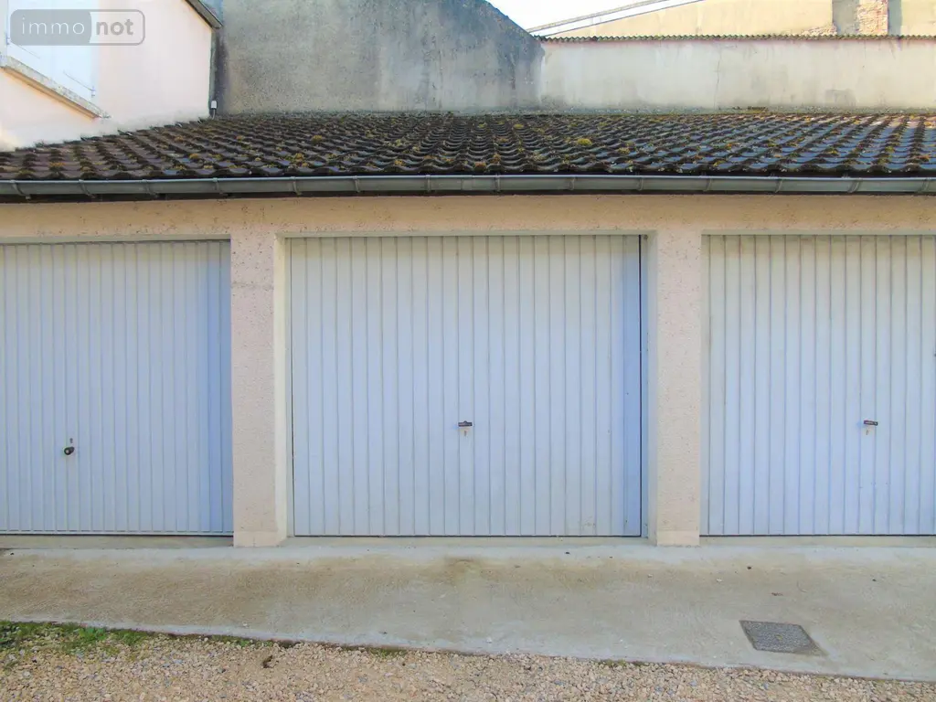 Location garage et parking Avallon 89200 Yonne 89 1 pièce 52 euros 89099/140734 001