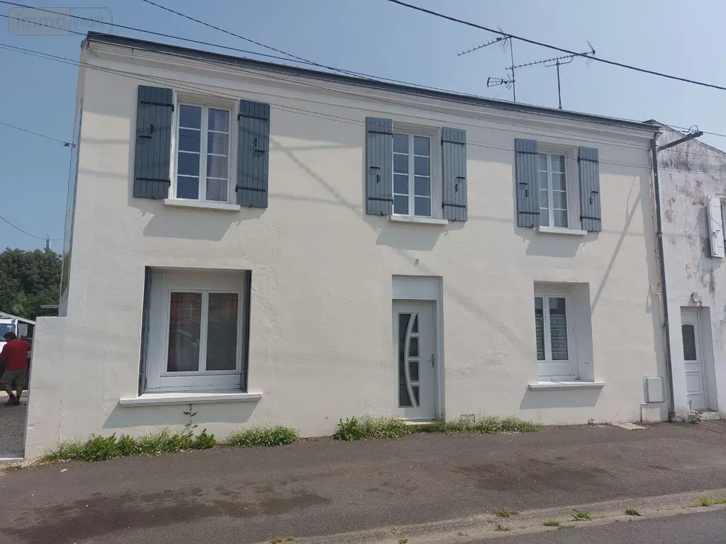 Maison a vendre Surgères 17700 Charente-Maritime 17 140 m2 5 pièces 266000 euros 499 002