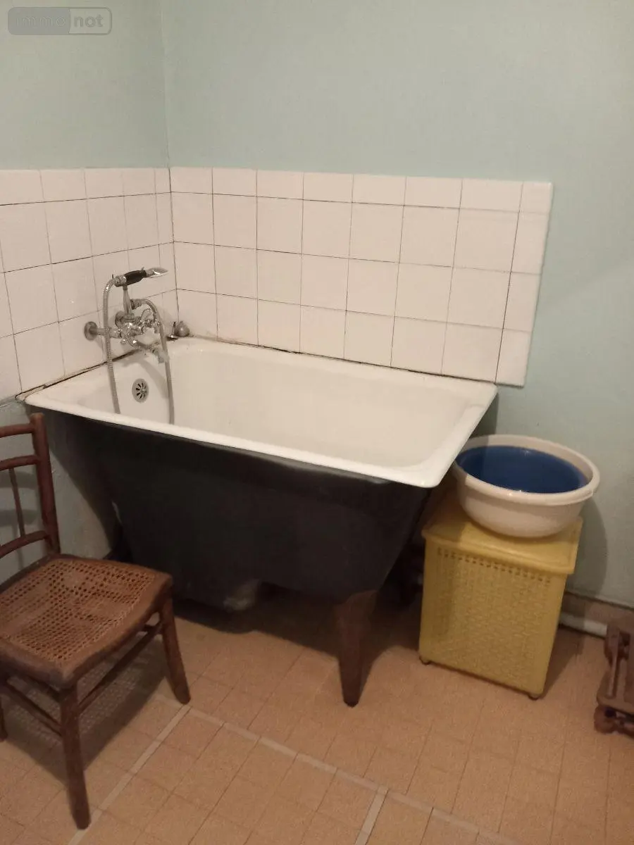 Maison a vendre Valuéjols 15300 Cantal 15 129 m2 6 pièces 69000 euros BM/2061 019