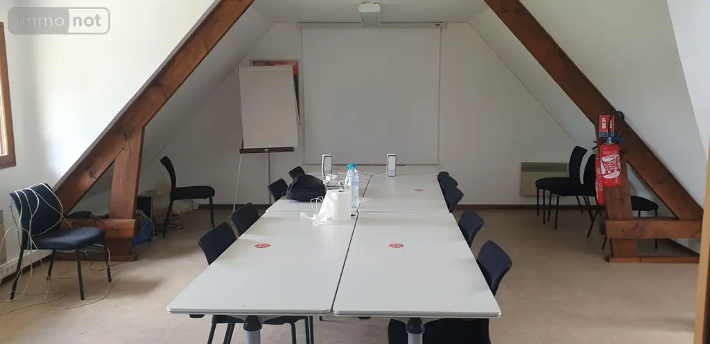 Location immeuble de rapport Forges-les-Eaux 76440 Seine-Maritime 76 249 m2 12 pièces 2160 euros LOCA/384 003