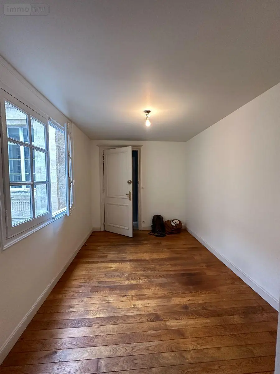 Location appartement Bordeaux 33000 Gironde 33 71 m2 3 pièces 1235 euros 147/746 012