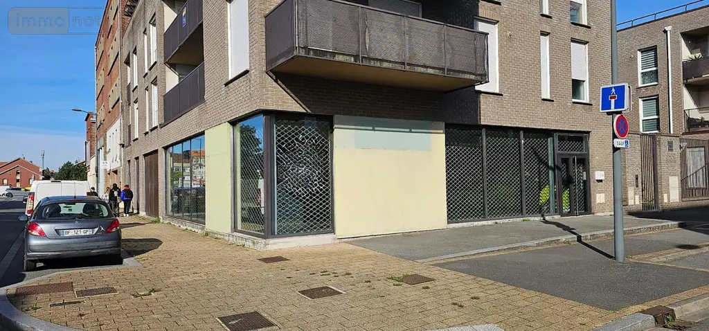 Fonds et murs commerciaux a vendre Dunkerque 59140 Nord 59 266 m2 330000 euros S5221 002