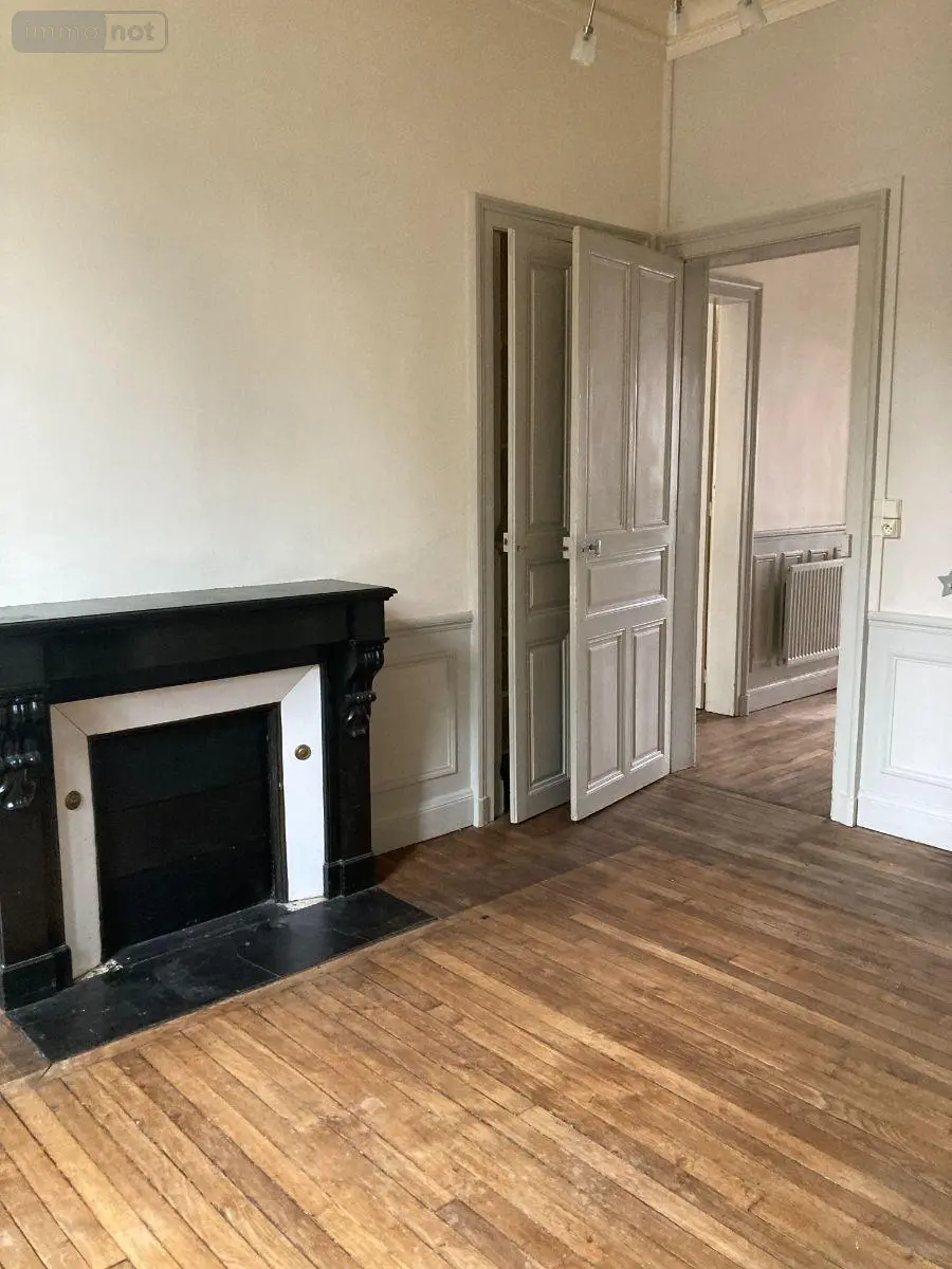 Location appartement Troyes 10000 Aube 10 83 m2 3 pièces 902 euros 10376/1 005