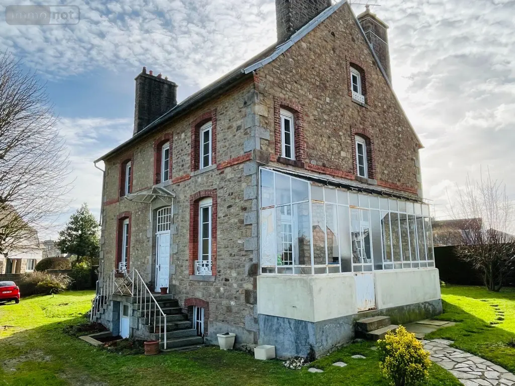 Maison a vendre Avranches 50300 Manche 50 198 m2 9 pièces 282096 euros 12547/188 002