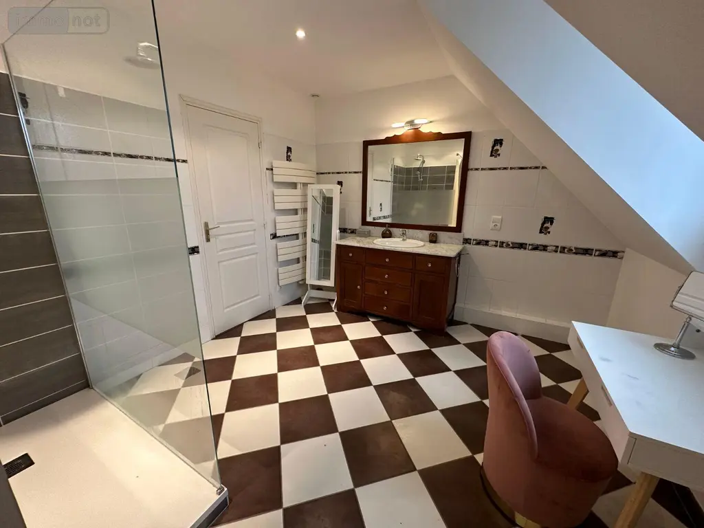 Propriete a vendre Amboise 37400 Indre-et-Loire 37 337 m2 10 pièces 860417 euros 12101/1183 016