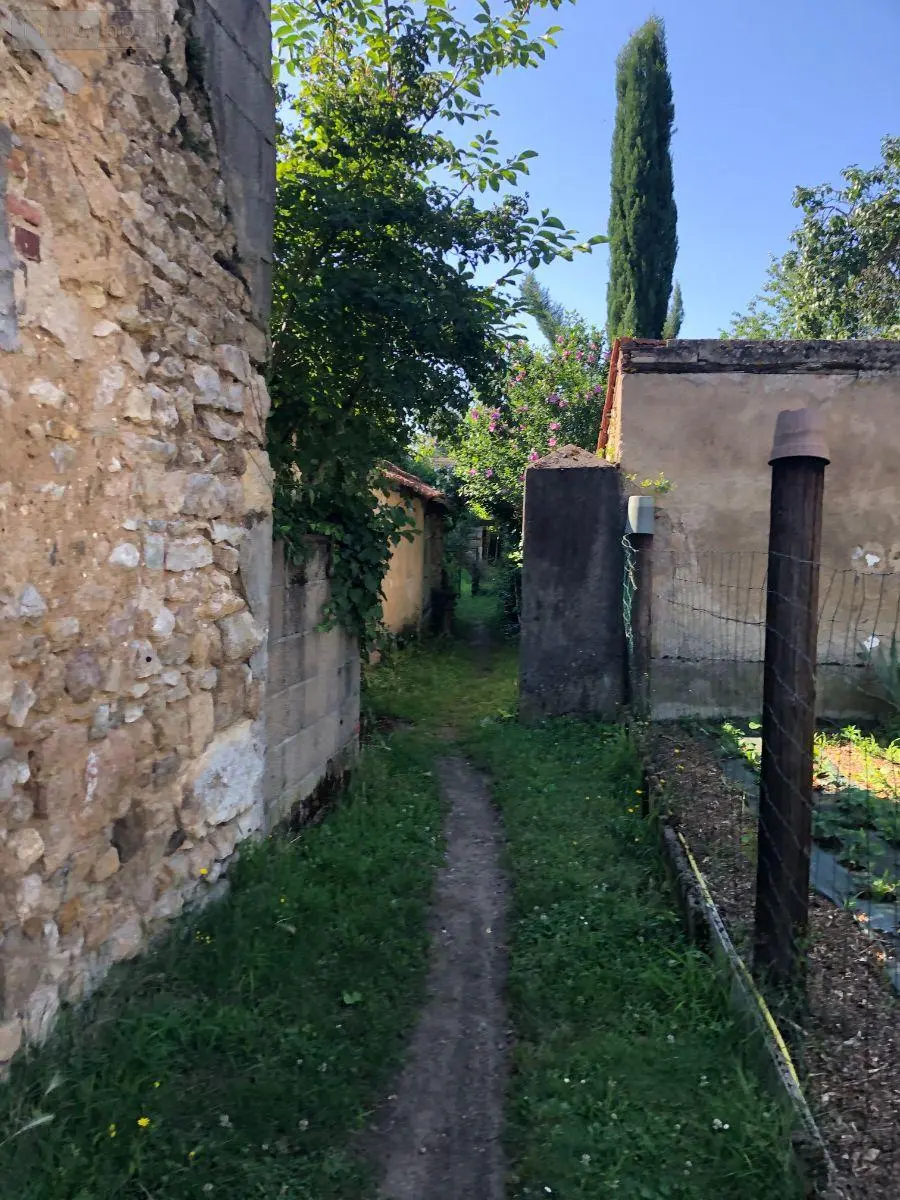Maison a vendre Saint-Amand-Montrond 18200 Cher 18 91 m2 4 pièces 46000 euros 18022/730 009