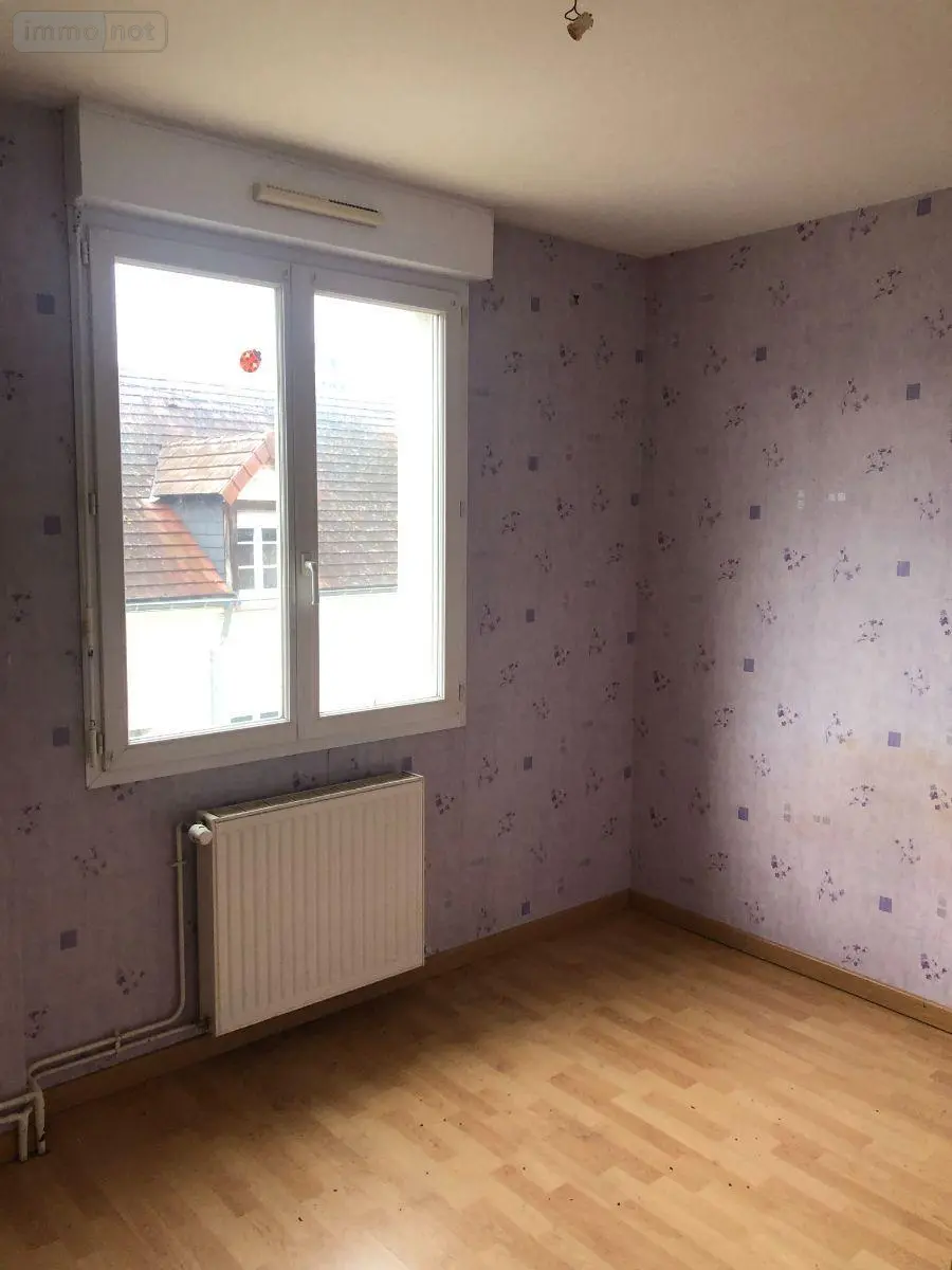 Immeuble de rapport a vendre Issoudun 36100 Indre 36 162 m2 10 pièces 158100 euros 11813/1307 006