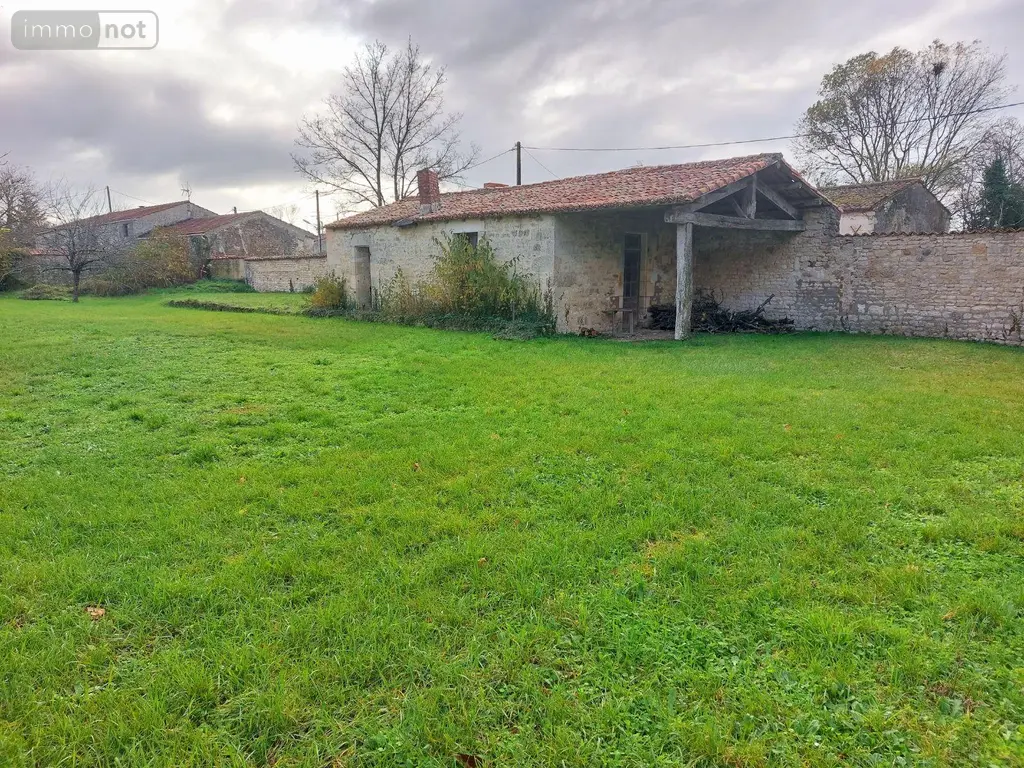 Propriete a vendre Chambon 17290 Charente-Maritime 17 243 m2 8 pièces 400000 euros 524 015