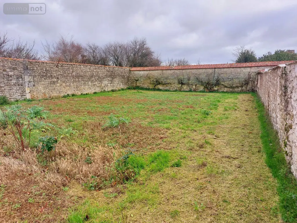 Propriete a vendre Chambon 17290 Charente-Maritime 17 243 m2 8 pièces 400000 euros 524 022