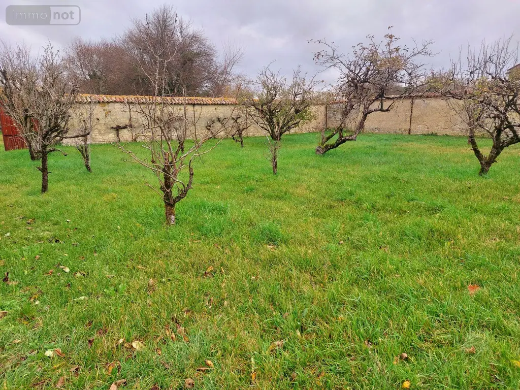 Propriete a vendre Chambon 17290 Charente-Maritime 17 243 m2 8 pièces 400000 euros 524 020