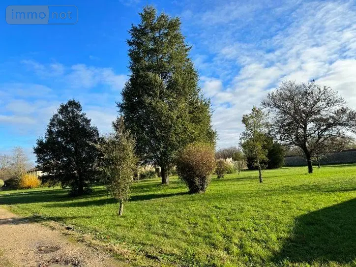 Propriete a vendre Chambon 17290 Charente-Maritime 17 243 m2 8 pièces 400000 euros 524 031
