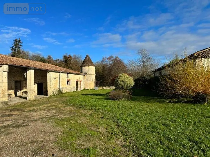 Propriete a vendre Chambon 17290 Charente-Maritime 17 243 m2 8 pièces 400000 euros 524 004