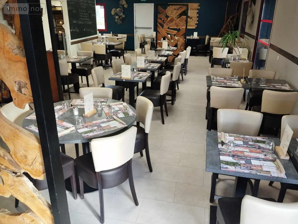Fonds et murs commerciaux a vendre Isigny-le-Buat 50540 Manche 50 165 m2 168398 euros 12547/190 006
