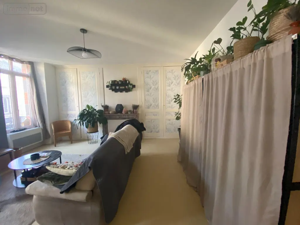 Immeuble de rapport a vendre Mauriac 15200 Cantal 15 307400 euros 15060/1124 007