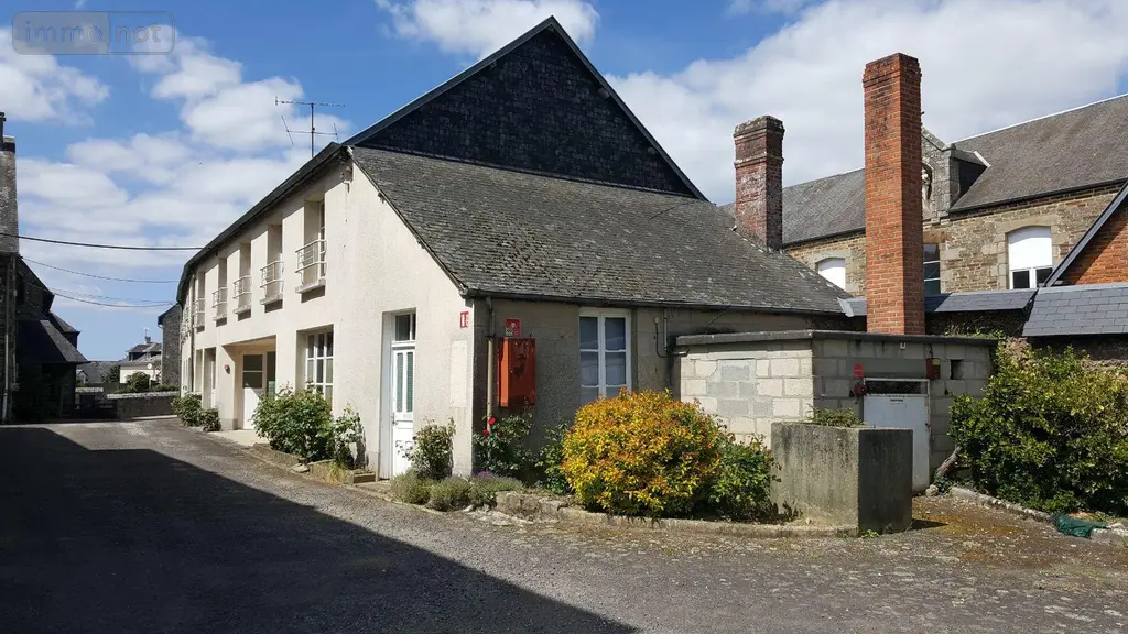 Immeuble de rapport a vendre Barenton 50720 Manche 50 2300 m2 59 pièces 315300 euros 076/305 002