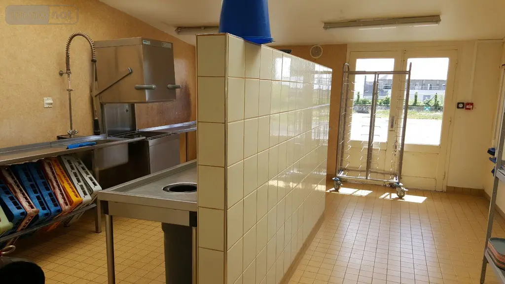Immeuble de rapport a vendre Barenton 50720 Manche 50 2300 m2 59 pièces 315300 euros 076/305 015