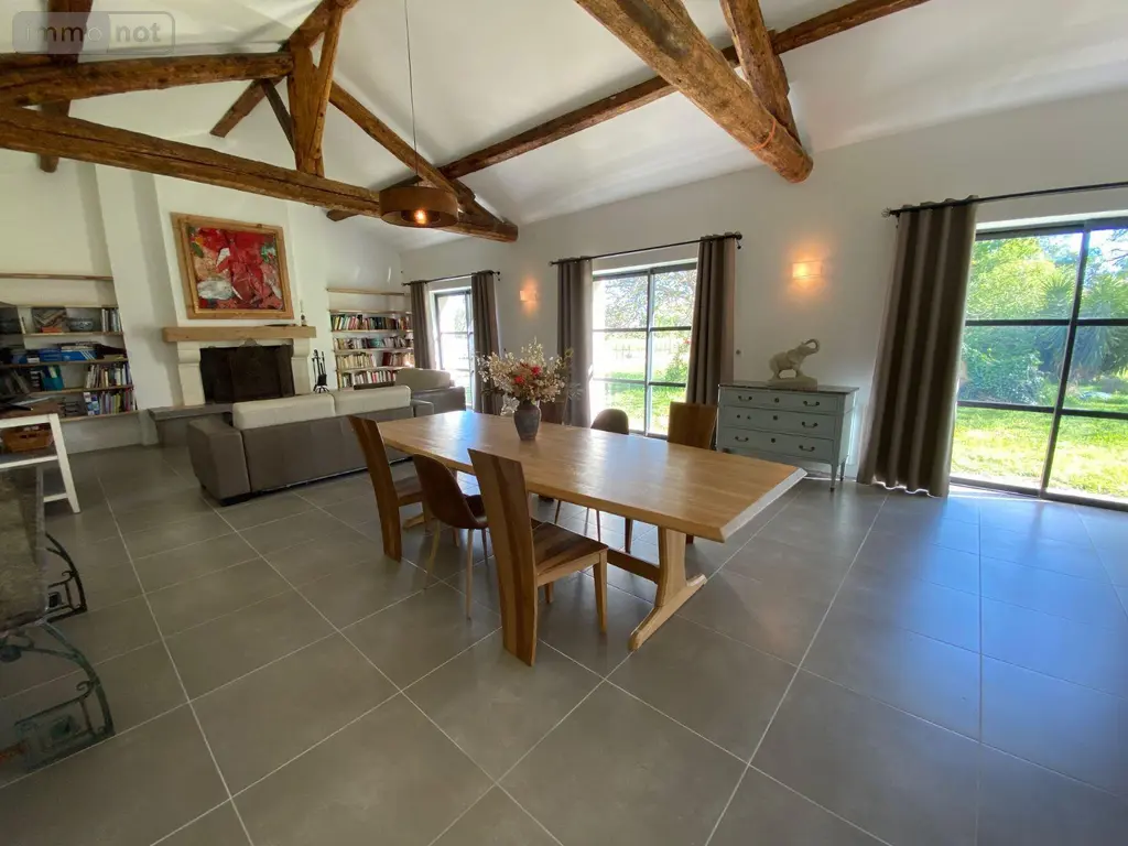 Maison a vendre Arles 13280 Bouches-du-Rhône 13 332 m2 8 pièces 1150000 euros 075/132 004