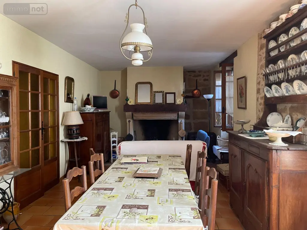 Immeuble de rapport a vendre Lacapelle-Marival 46120 Lot 46 177 m2 9 pièces 160000 euros 46030/IMMR/459 007