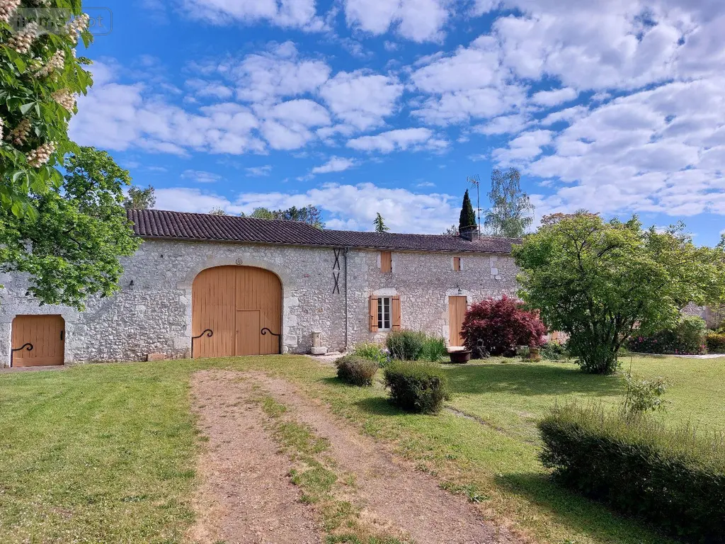 Maison a vendre Saint-Antoine-de-Breuilh 24230 Dordogne 24 180 m2 8 pièces 333100 euros 18113/62 022