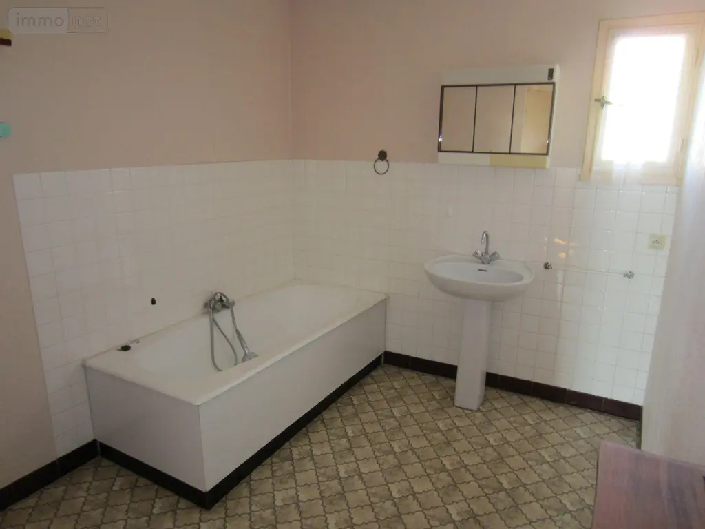 Maison a vendre Saint-Léger-sur-Dheune 71510 Saône-et-Loire 71 123 m2 6 pièces 125000 euros MH0124SL 012
